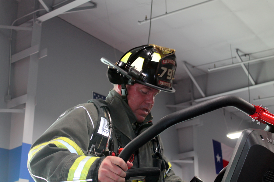 Firefighters participate in 9/11 memorial