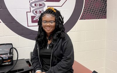 Student aids peer suffering allergic reaction