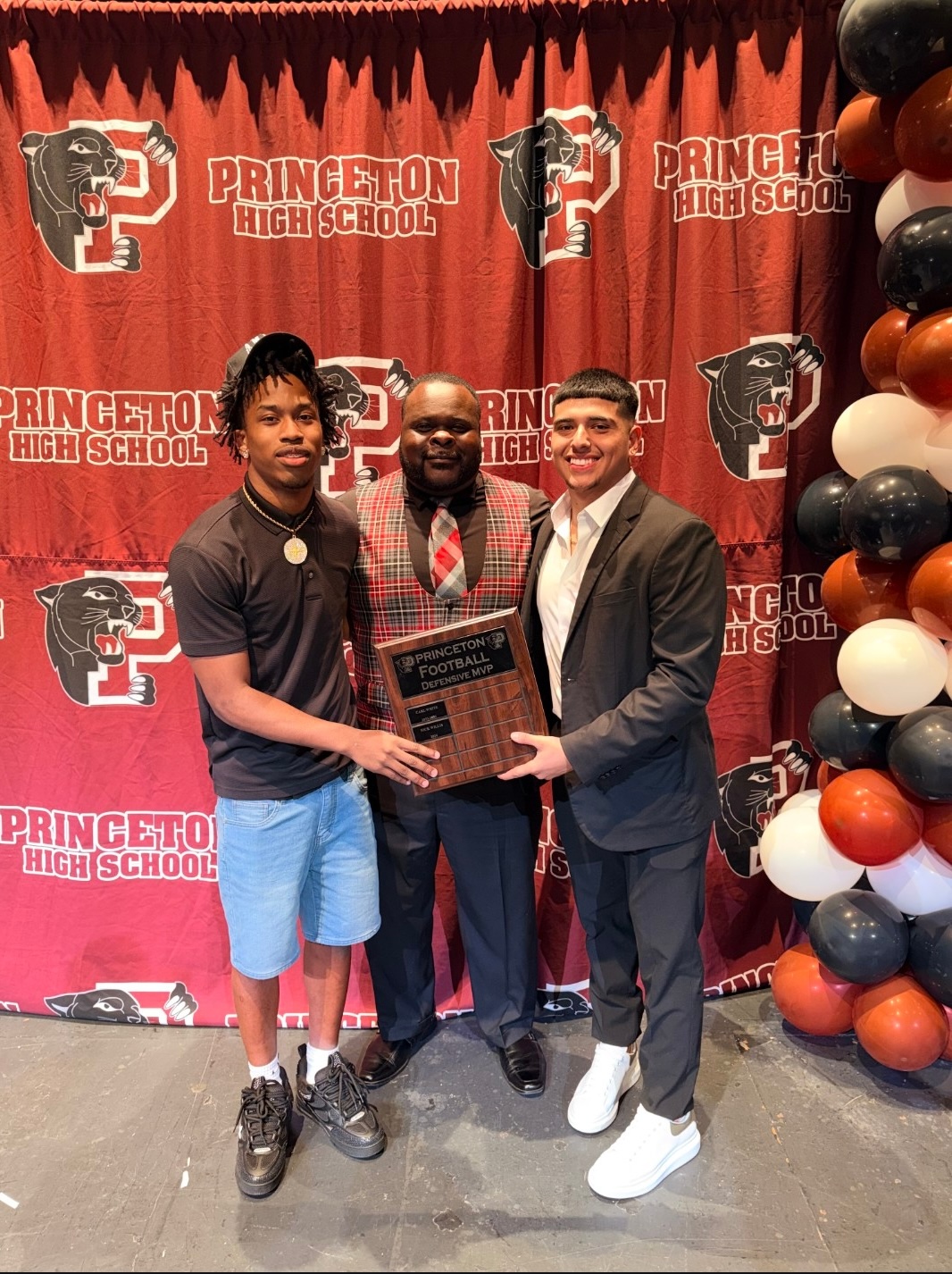 Fall sports athletes honored at banquet