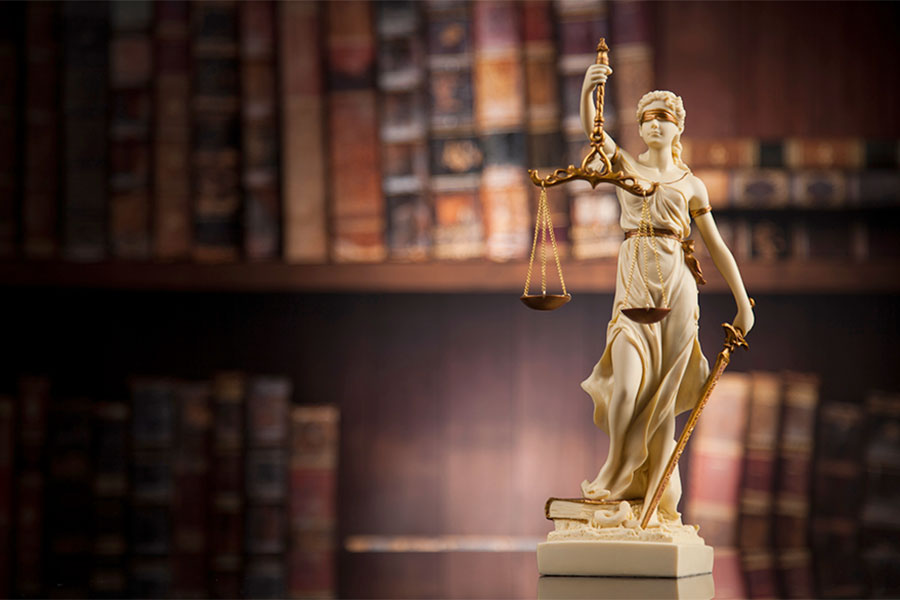 Council retains interim city attorney
