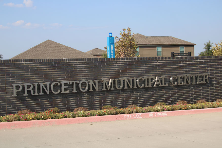 Muni-Ctr-Sign