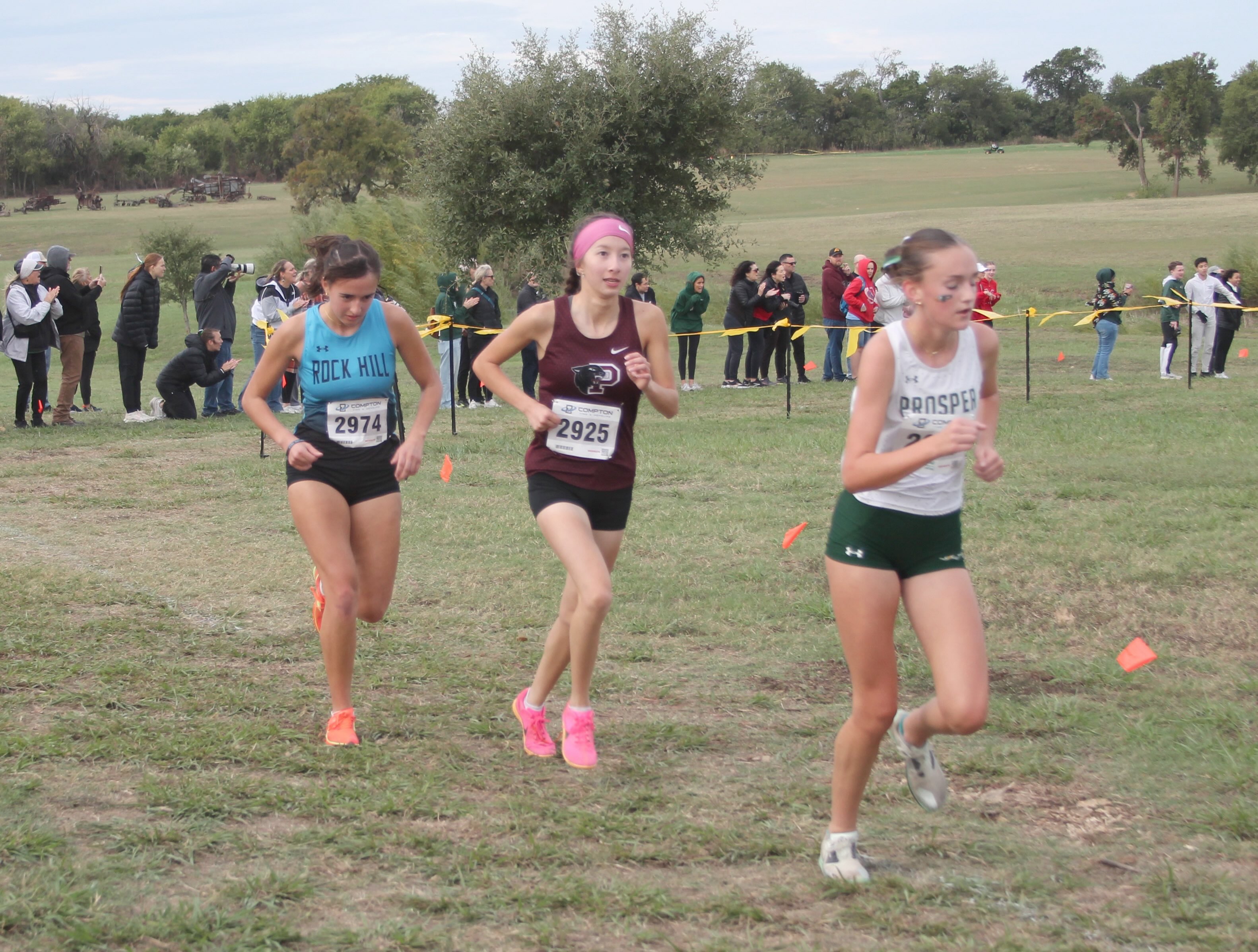 Valdez places 8th in District 6-6A meet